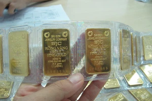 Giá vàng trong nước bất ngờ giảm thê thảm