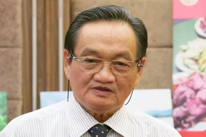 TS Trần Du Lịch: Cần đưa tiền ngay cho người muốn chi tiêu