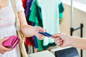 Giao dịch thanh toán điện tử tăng 'khủng'