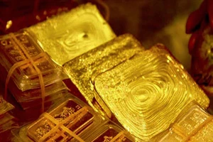 Giá vàng bất ngờ hồi sinh, bốc đầu tăng sốc 1 triệu đồng/lượng