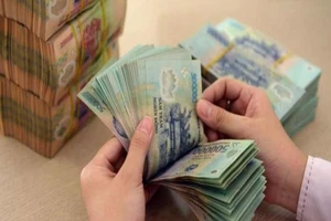 Ngân hàng cần đẩy mạnh cho vay tiêu dùng