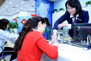 Nhà đầu tư phải tránh trái phiếu '3 không', 'nắm người có tóc'