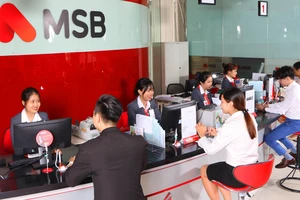 Ngân hàng lãi khủng từ dịch vụ phi tín dụng