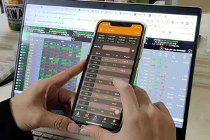 Đừng 'xuống tiền' mua cổ phiếu vì... lời thì thầm của hàng xóm