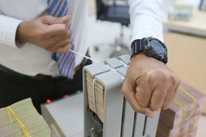 Hơn 2,4 triệu tỉ đồng 'chạy' vào bất động sản