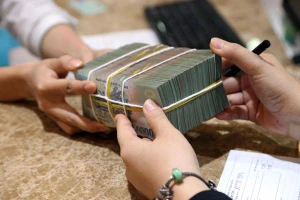 Tỉ lệ doanh nghiệp vay vốn ngân hàng có xu hướng giảm