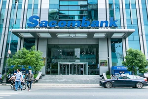 Sacombank nói gì về việc room ngoại bỗng dưng tăng?