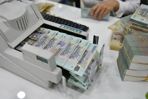 Ngân hàng sẽ 'trả giá' nếu cứ ép người vay tiền mua bảo hiểm