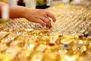 Chênh lệch giá mua bán vàng nhẫn 9999 cao bất thường