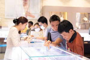 Chủ tịch PNJ: Nhiều cửa hàng đóng cửa để 'né' kiểm tra nhưng PNJ vẫn bán bình thường