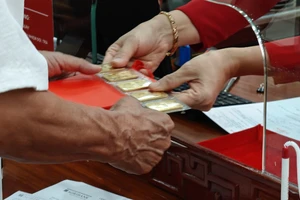 Sáng nay, giá vàng miếng SJC bất ngờ tăng 3 triệu đồng/lượng sau nhiều ngày 'im lặng'