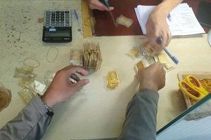 Bất ngờ được mua vàng miếng SJC ‘thả phanh’, không giới hạn số lượng