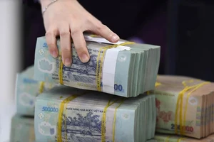 Luật hóa các quy định từ Nghị quyết 42: Phao cứu sinh cho nợ xấu?