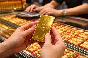 Vì sao quốc gia sản xuất vàng cũng mua vàng khi giá tăng cao?