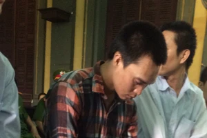 Không muốn chia tay, ép bạn gái uống thuốc trừ sâu