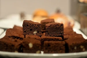 Nên kiểm soát lượng calo khi giảm cân thế nào