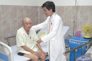 Cứu sống hai bệnh nhân tai biến bằng kỹ thuật dẫn lưu