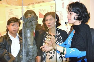 Triển lãm linh vật sư tử và nghê của Việt Nam 