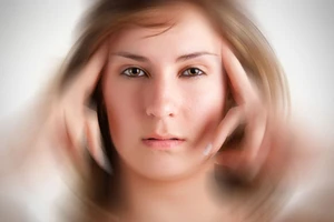 Hay bị hoa mắt, chóng mặt là mắc bệnh gì?