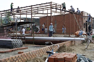 Đề xuất kéo dài thời gian trả nợ với nhà ở vùng ngập lũ ĐBSCL