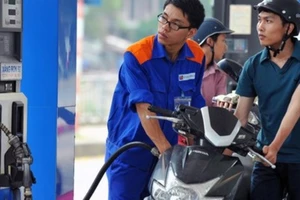Từ 7/1, tăng thuế nhập khẩu xăng dầu lên 35%