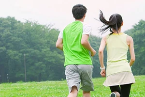 Đợi đến trưa hãy chạy bộ 