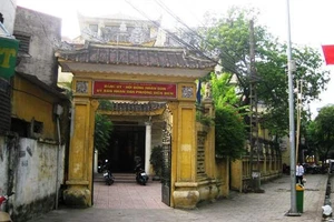 Vụ chết sau khi đến trụ sở phường: Có bằng chứng nạn nhân đi mua xăng?