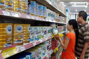 Sữa cho trẻ dưới 2 tuổi sẽ giảm 4% từ 25-4