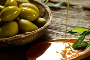 10 tinh dầu trái cây tốt nhất cho da