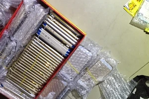 Phát hiện gần 300 chiếc Iphone dỏm trong phòng trọ