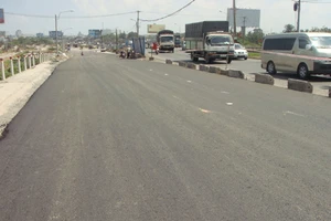 Quốc lộ 51 đùn lún gây mất an toàn giao thông