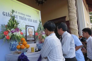 Giáo sư Trần Văn Khê - người tâm huyết với nhã nhạc cung đình Huế