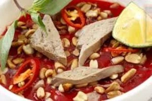 Mất mạng vì ăn tiết canh