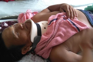 Vợ trấn nước, đánh đập chồng rồi trói vào gốc cây