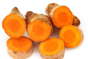 3 lý do nên dùng nghệ trong bữa ăn