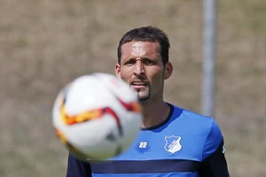 Năm vụ chuyển nhượng đình đám