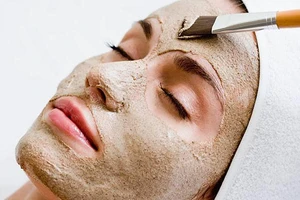 Bốn thói quen chăm sóc nhan sắc khiến bạn nhanh già