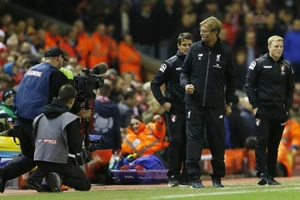 Chelsea gặp Liverpool: Hai kẻ khổ gặp nhau