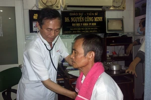 Ông Huỳnh Văn Nén đã được mổ mắt 