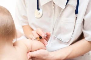 Bé 4,5 tháng tuổi ở Đồng Nai tử vong sau khi tiêm vaccine