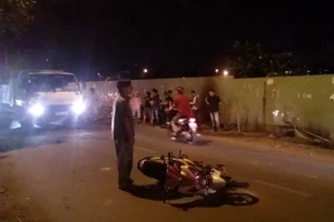 Truy bắt nhóm cướp đêm ở cầu vượt Quang Trung 