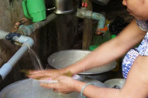 Đề xuất phạt 5 chung cư có nước sinh hoạt không đạt chuẩn