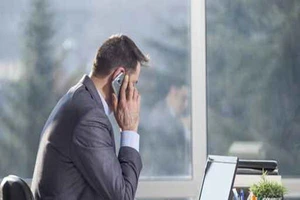 5 mẹo giảm cân dễ không ngờ tại nơi làm việc