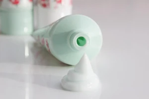 6 thành phần độc hại bạn cần biết trong kem dưỡng thể 