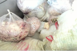 Gần 400 kg thịt thối được tuồn vào chợ tiêu thụ