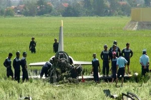 Đề nghị truy tặng huân chương Bảo vệ Tổ quốc cho phi công Phạm Đức Trung