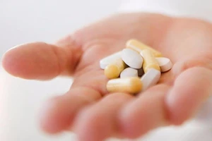 Những thuốc tránh dùng chung trong trị loét dạ dày 