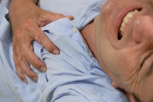 Phân biệt giữa đột quỵ và cảm mạo