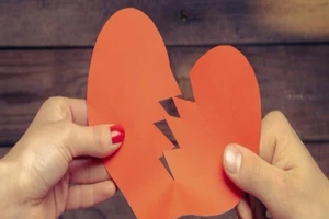 5 điều không nên làm sau một lần hôn nhân tan vỡ
