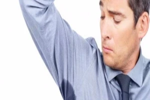 Bí quyết hạn chế đổ mồ hôi nách ngày nắng nóng